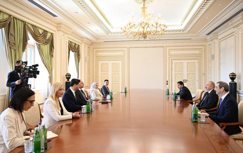 Prezident İlham Əliyev Şimali Makedoniya Assambleyasının sədrini qəbul edib  FOTO