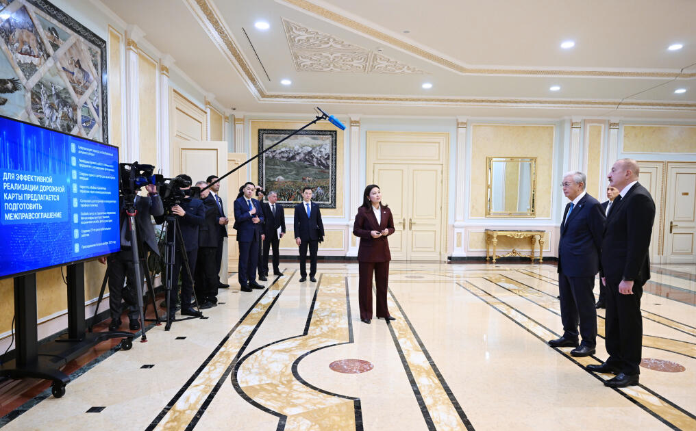 İlham Əliyevin və Tokayevin iştirakı ilə “Orta dəhlizin inkişafı” birgə layihəsinin təqdimatı oldu  FOTO