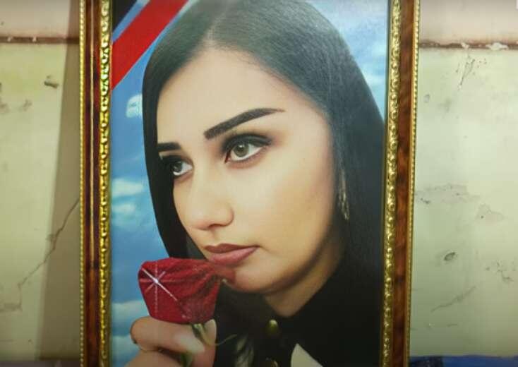 Küçədə qətlə yetirilən Ayşənin üç övladı var imiş 