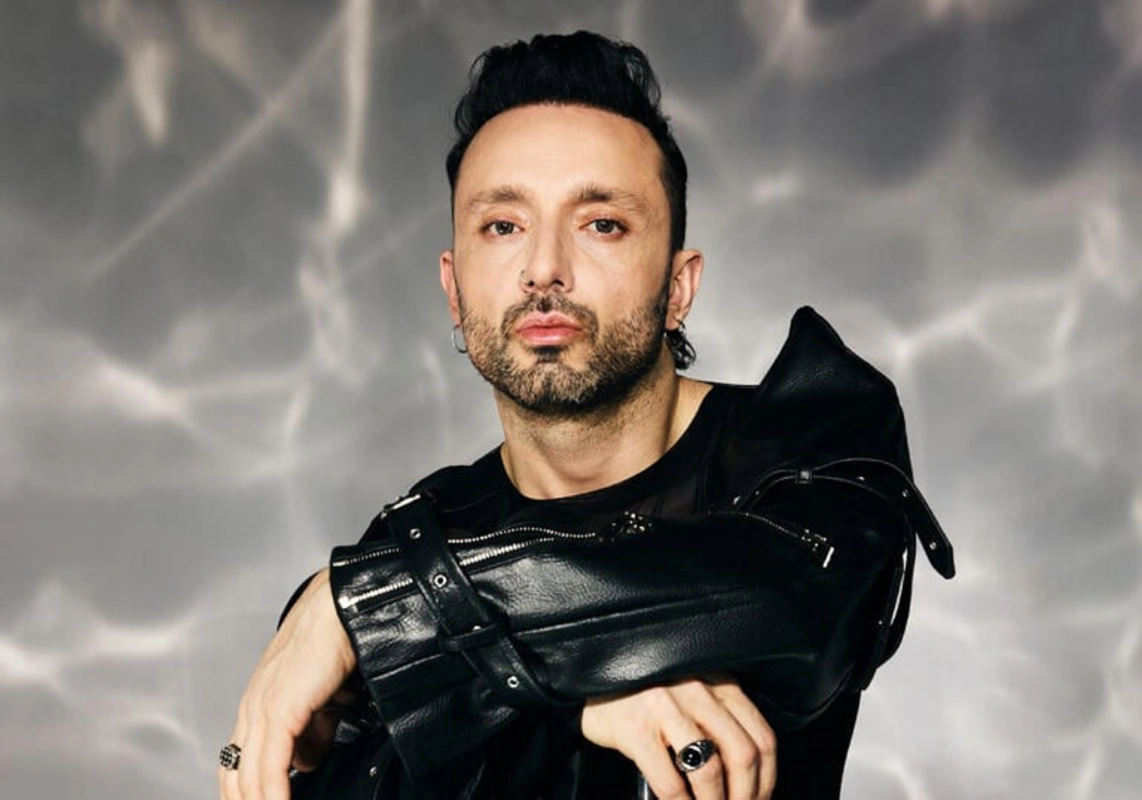 Mahnısına g&ouml;rə məhkəmə qarşısında: 3 ilə qədər