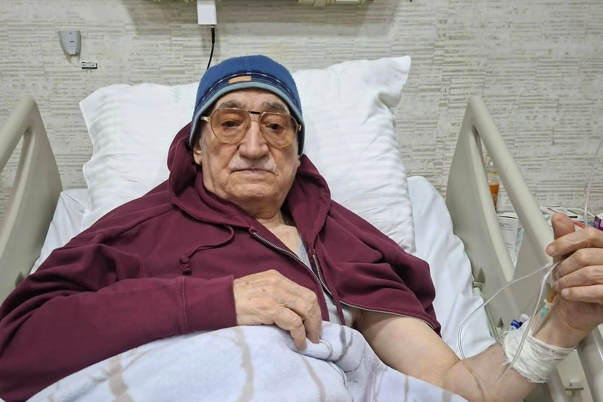 Xalq artisti xəstəxanaya yerləşdirildi