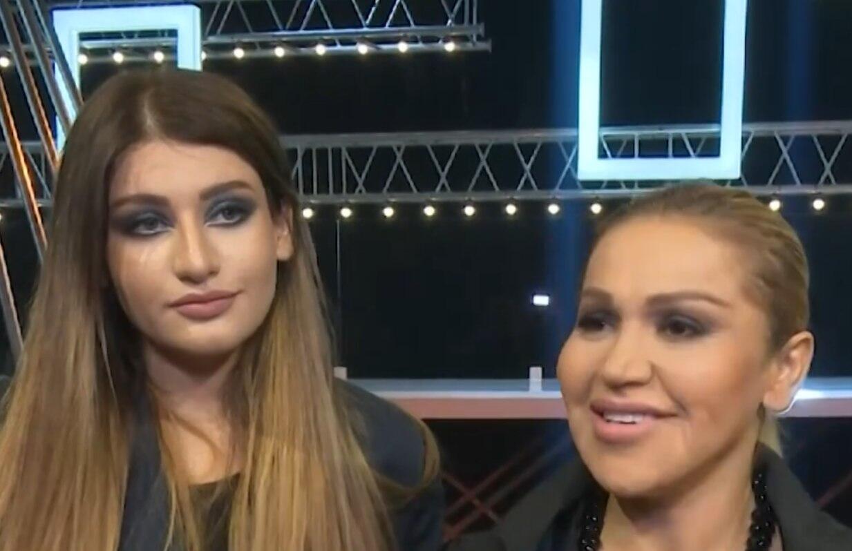 Rəqsanənin qızı Yağmur səhnədə diqqət çəkdi 