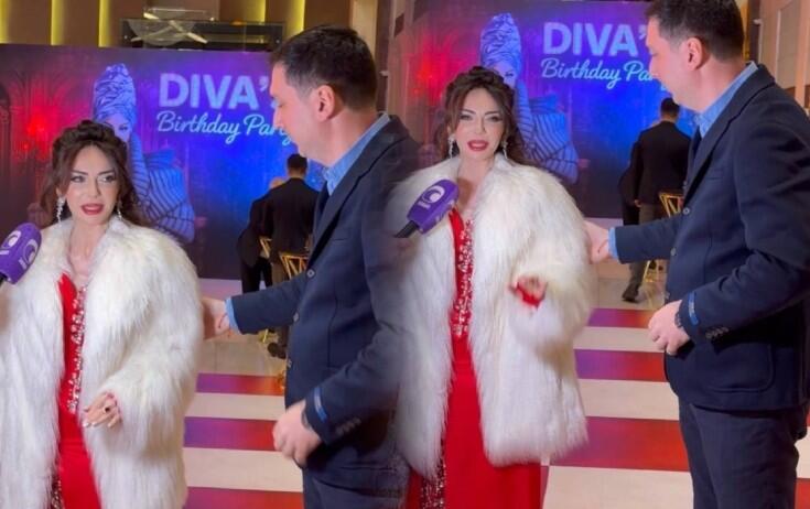 Anasının vəfatından sonra hər yerə həyat yoldaşı ilə gedir