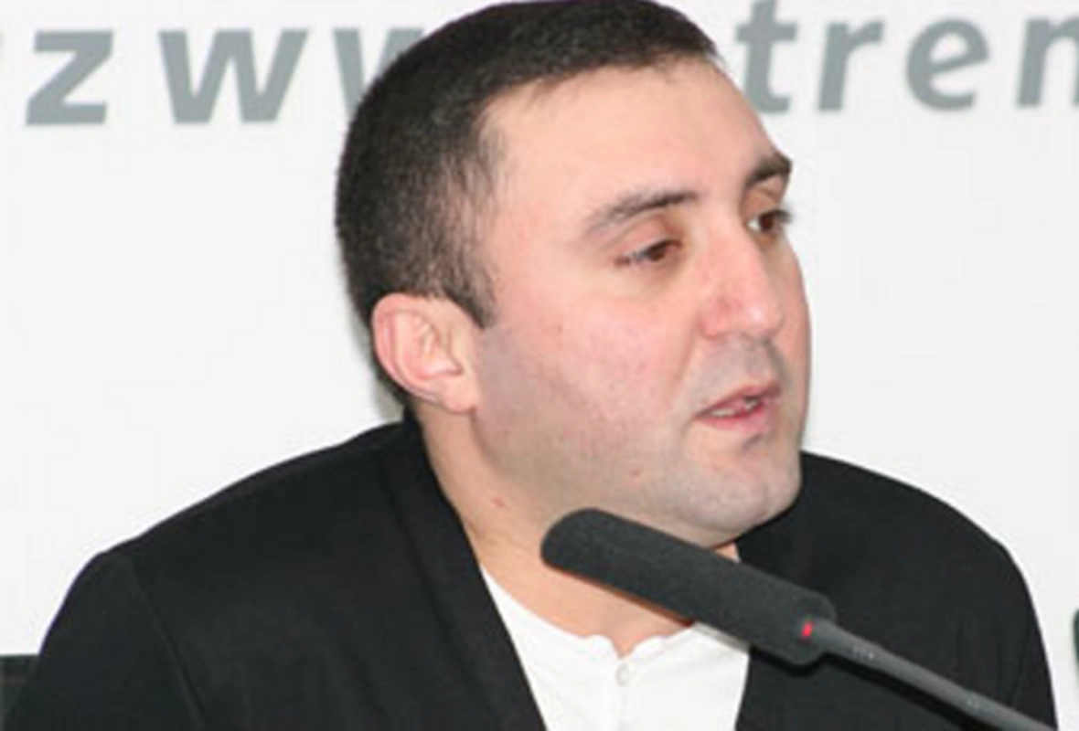 Nail Naiboğlu arıqlayıb tanınmaz hala düşdü  FOTO