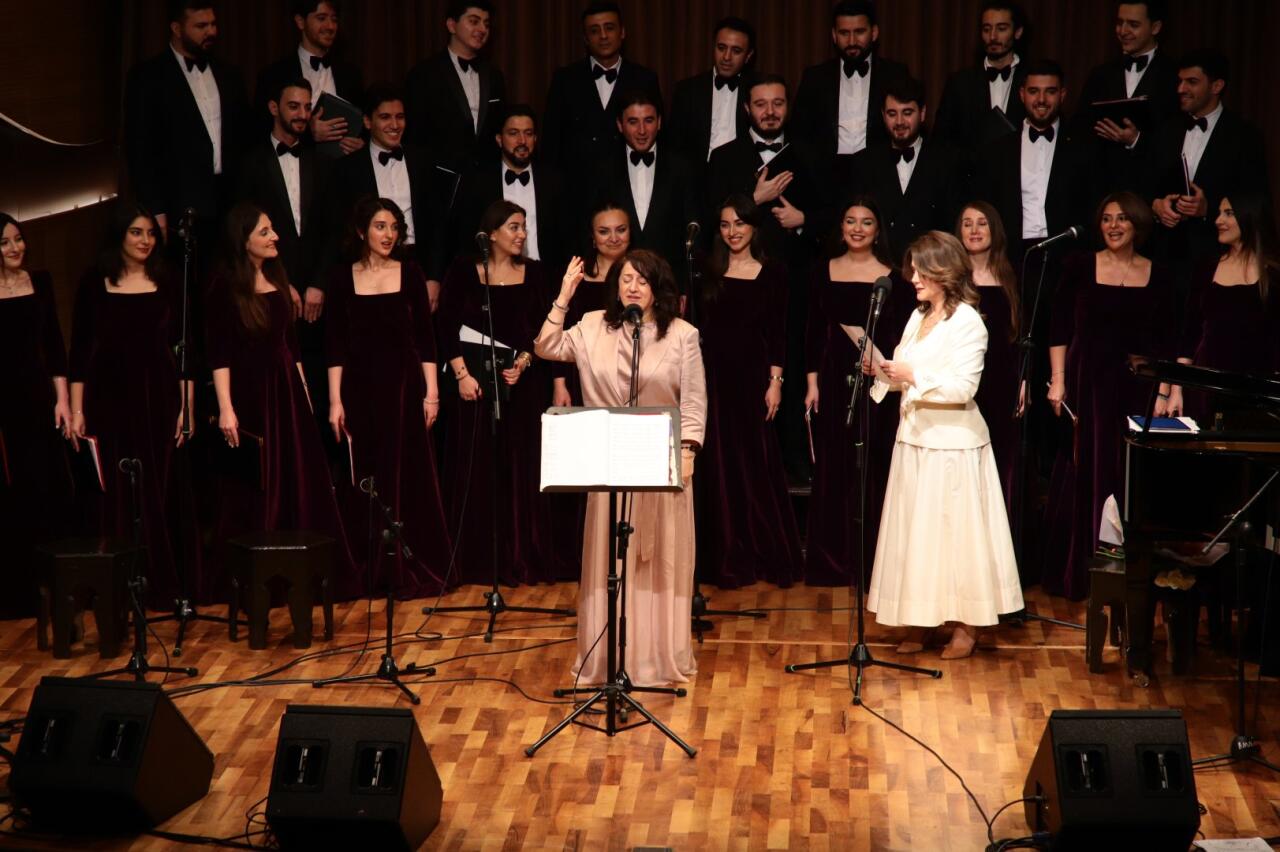 Bəxtiyar Vahabzadənin 100 illiyinə həsr olunan "Səninlə dünyada bəxtiyaram mən" adlı ədəbimusiqili proqram təqdim edilib  FOTO