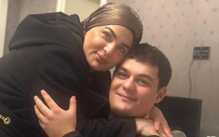 Fərqanə Qasımovanın oğlu əsgər gedir