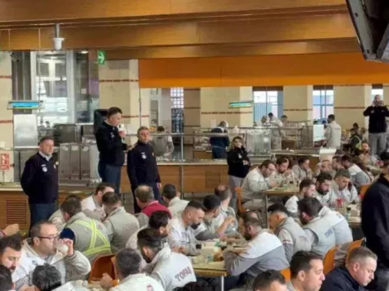 Daha bir avtomobil şirkətində b&ouml;hran  İş&ccedil;ilər tətil edir