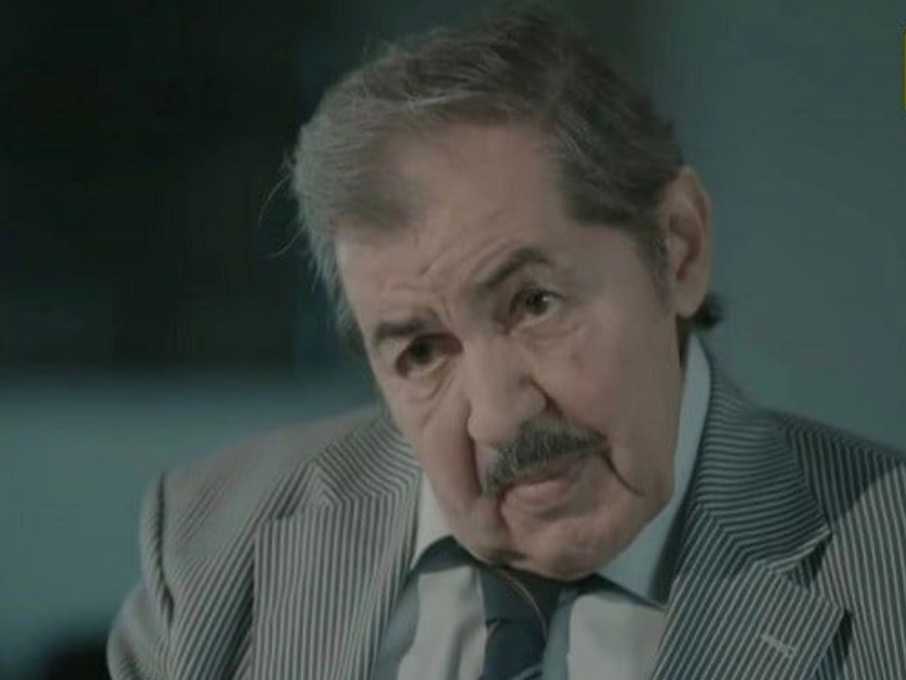 Sabiq nazir efirdə bunu deyib kövrəldi, gözləri doldu 