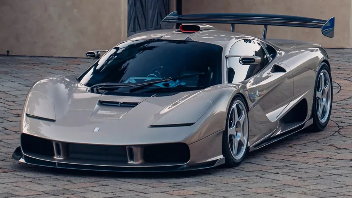 Dünyanın ən bahalı avtomobili satıldı  FOTO