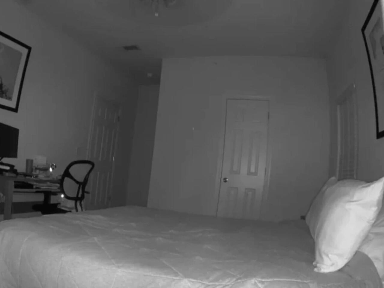 120 min kameranın kodu ələ keçirildi  Özəl görüntülər satışa çıxarıldı: Bakıda da satılır