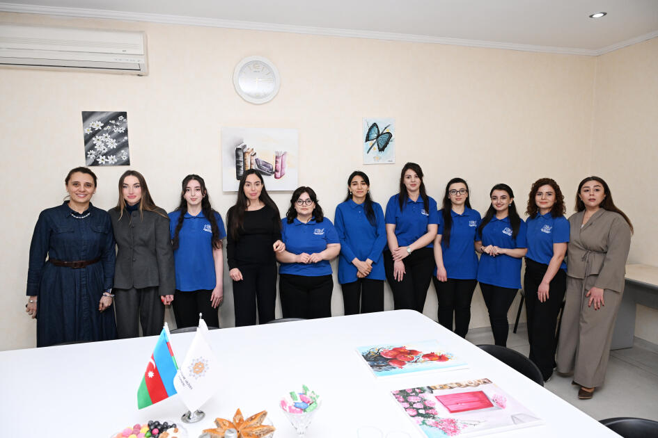 Heydər Əliyev Fondunun vitseprezidenti Leyla Əliyeva və Alena Əliyeva Gəncə Autizm Mərkəzi ilə tanış olublar 