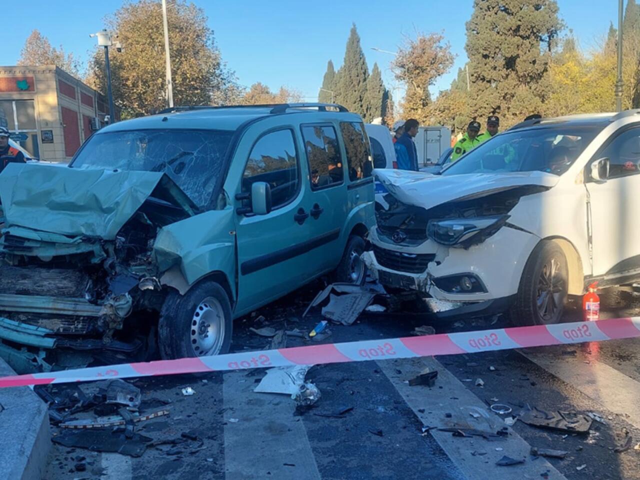 Gəncədə ağır qəza  Ölən və yaralananlar var 