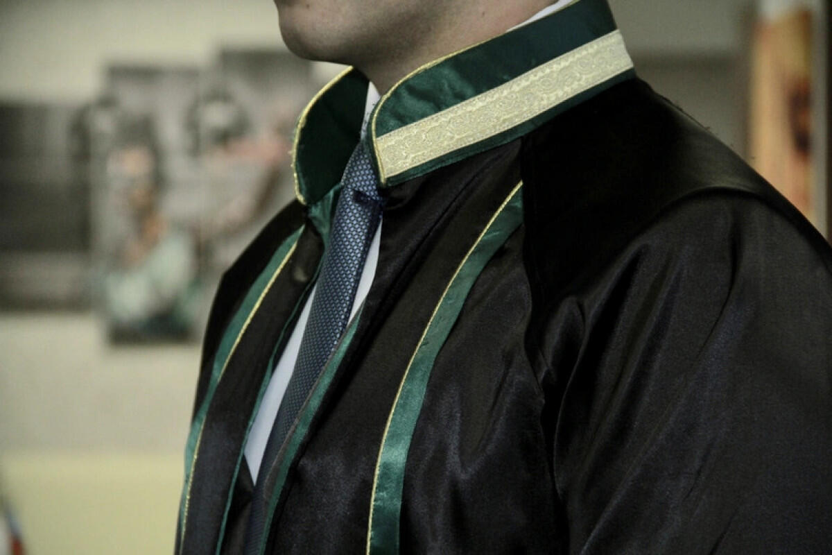 Bakıda vəkilə hücum edib xəsarət yetirdilər  FOTO