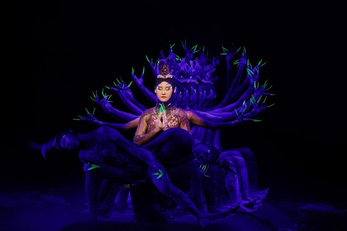 BIAF 2025 Yang Liping Contemporary Dance (Çin) qrupunun "Bahar ayini" xoreoqrafik tamaşasını böyük uğurla təqdim etdi  FOTO