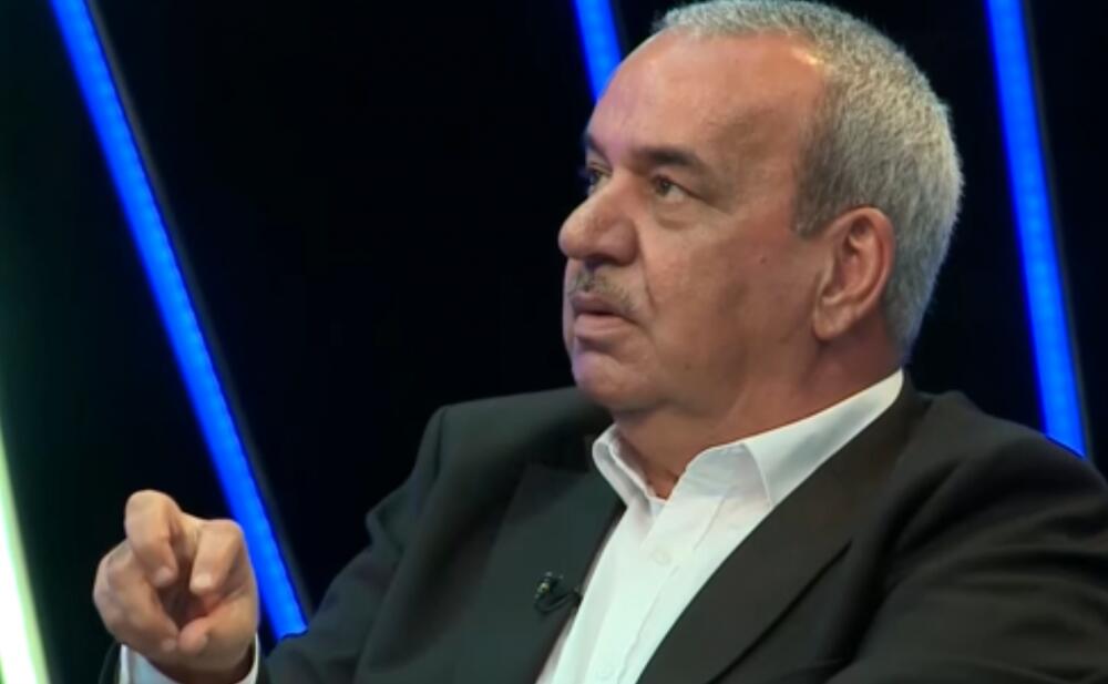 "Neynirəm səni, pulunu G&Ouml;NDƏR"