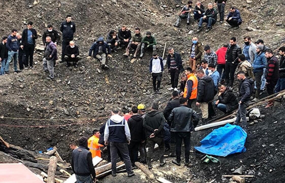 T&uuml;rkiyədə mədən &ccedil;&ouml;kd&uuml;  Altında qalanlar var