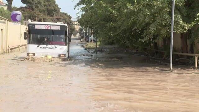 Sabunçuda yağışın yaratdığı acınacaqlı vəziyyət 