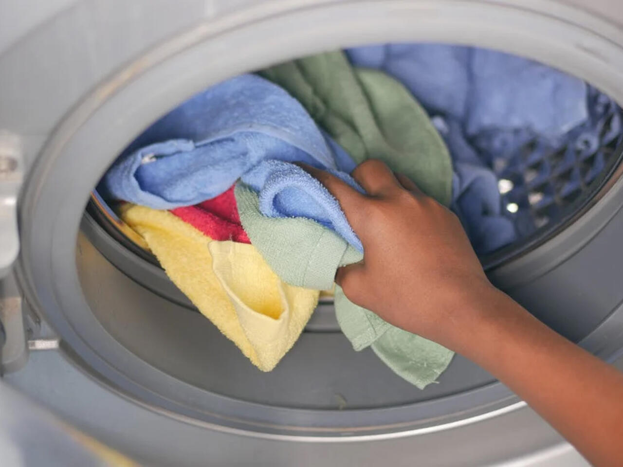 Gecə paltaryuyan maşın qoşanların