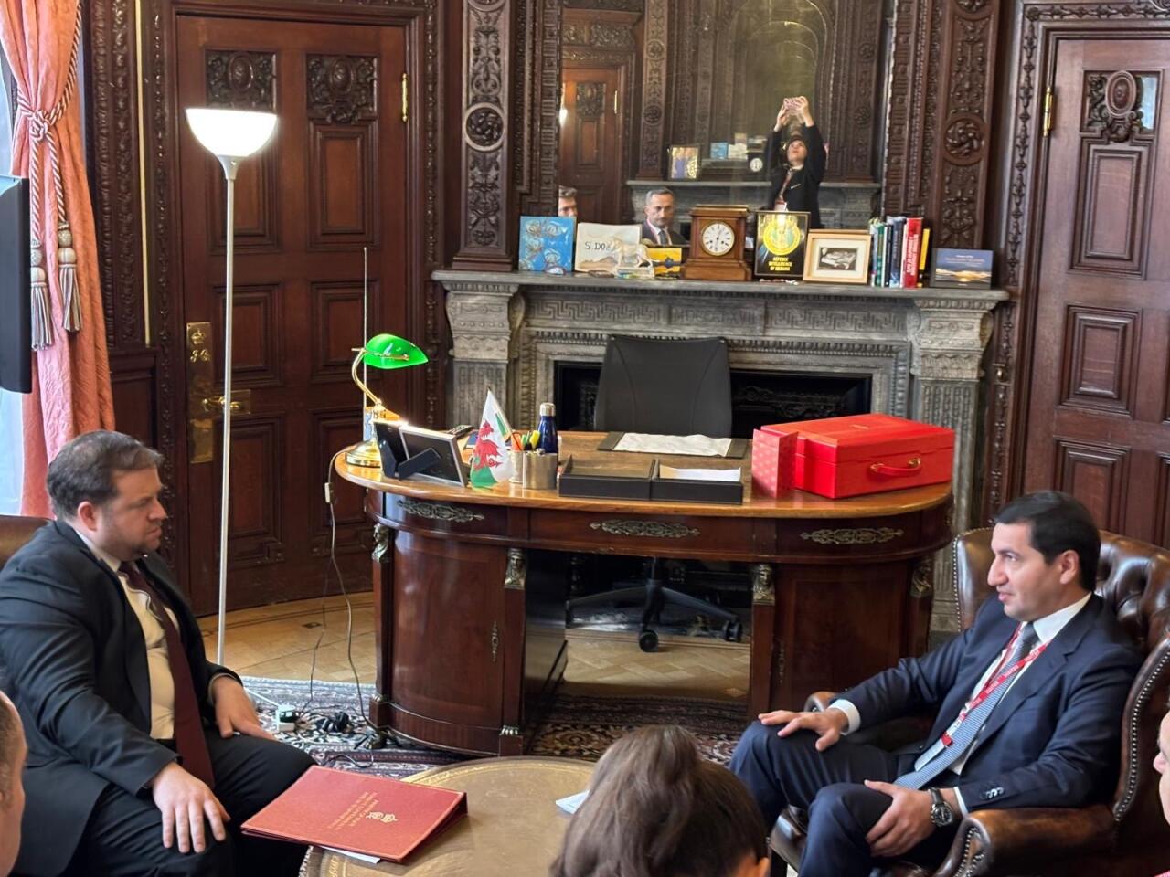 Azərbaycan ilə Böyük Britaniya arasında müdafiə və hərbi əməkdaşlıq əlaqələri müzakirə edildi 