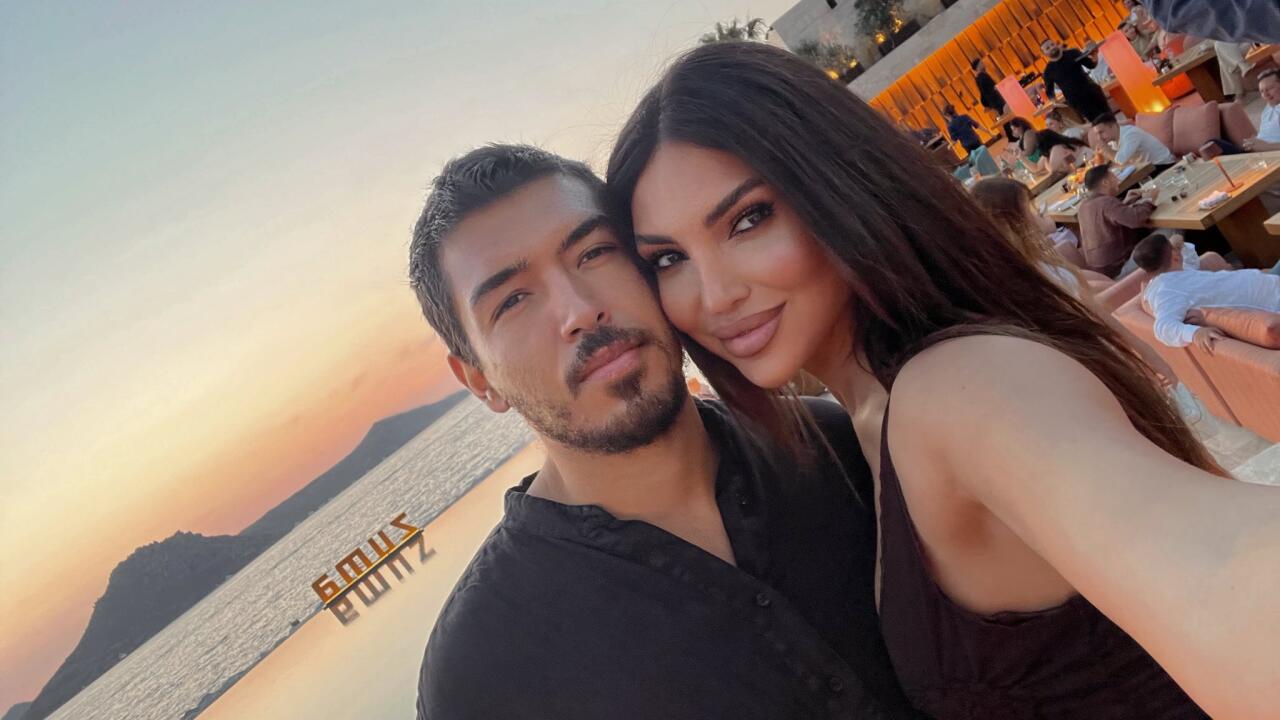 Pərvinin övladı ilə