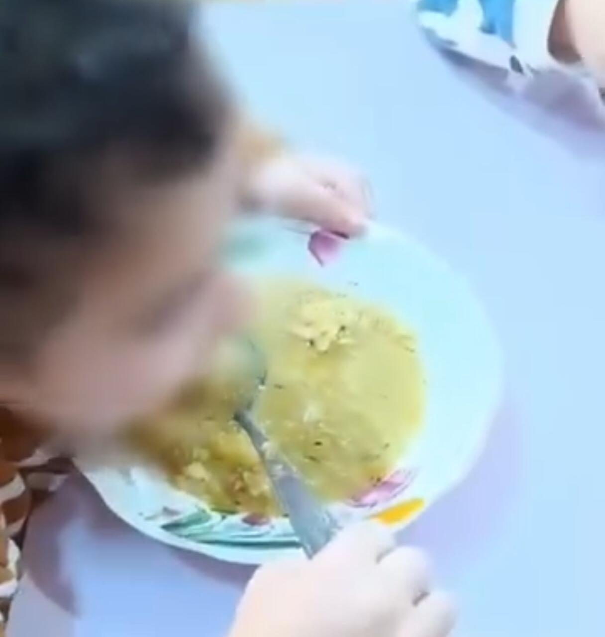 Bağçada uşaqlara niyə ət verilmir  ŞİKAYƏT  FOTO  VİDEO