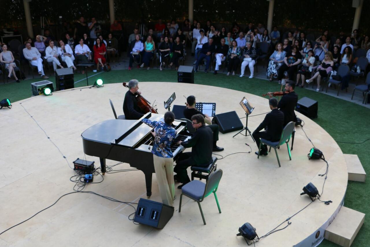 Bakı Piano Festivalında iki virtuoz Yuri Sayutkin və Karol Beffa çıxış edib  VİDEO  FOTO
