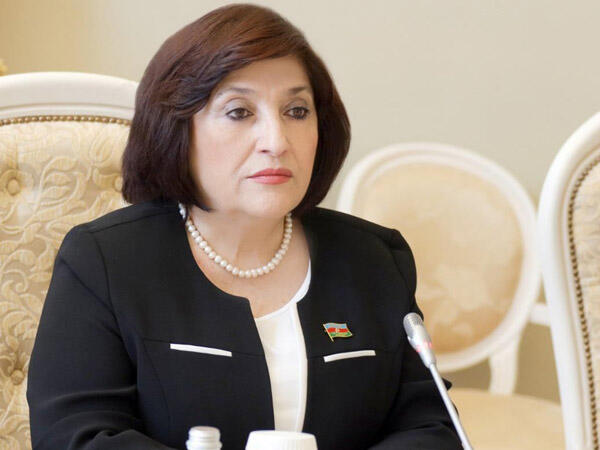 Sahibə Qafarova QDİƏT PAnın "Şərəf" medalı ilə təltif edilib