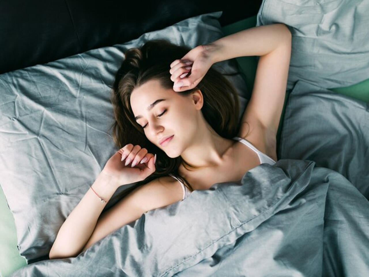 Səhərlər qaranlıq otaqda oyanmaq təhlükəlidir?  Yeni araşdırma