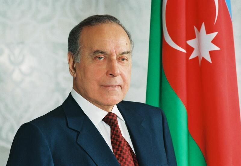 Novruz Aslan ümummilli lider Heydər Əliyevin əziz xatirəsinə "Ballada" adlı kompozisiya həsr edib  VİDEO