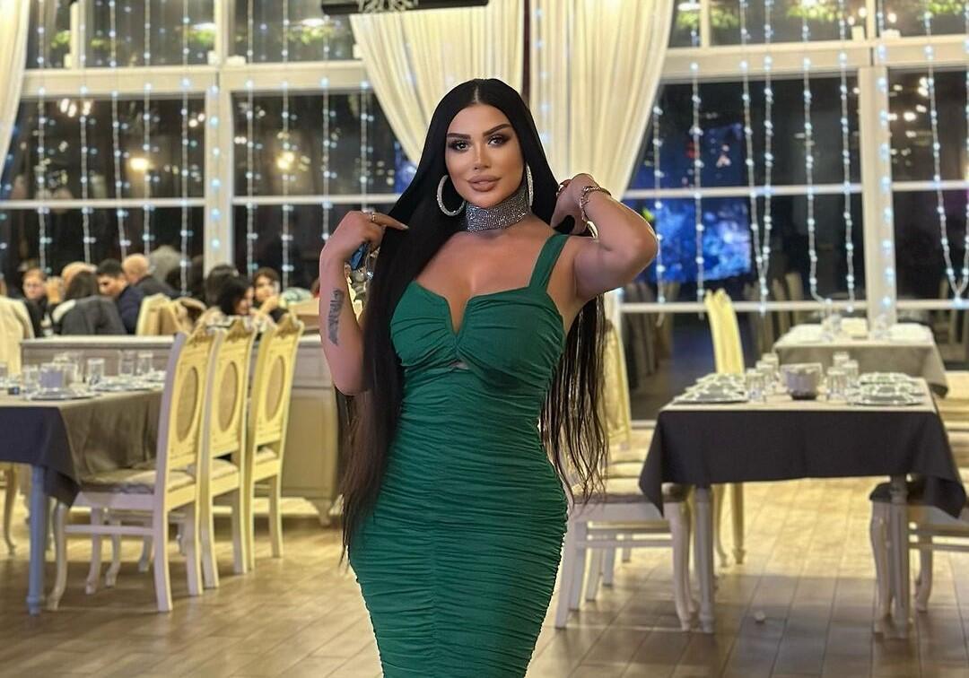 "Camaat bir dəfə ərə gedə bilmir, mən 2 dəfə GETMİŞƏM"