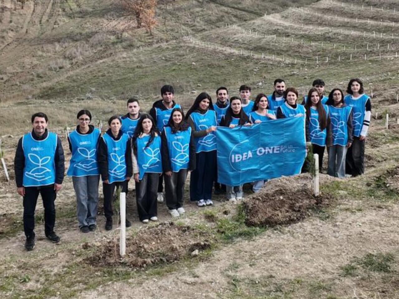 “Yaşıl Marafon” kütləvi ağacəkmə kampaniyası davam edir  FOTO