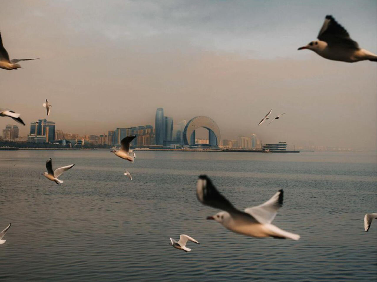 Bakıya yağış, rayonlara qar yağacaq