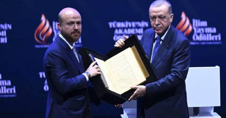 Ərdoğanın oğlu ilə səmimi GÖRÜNTÜSÜ 