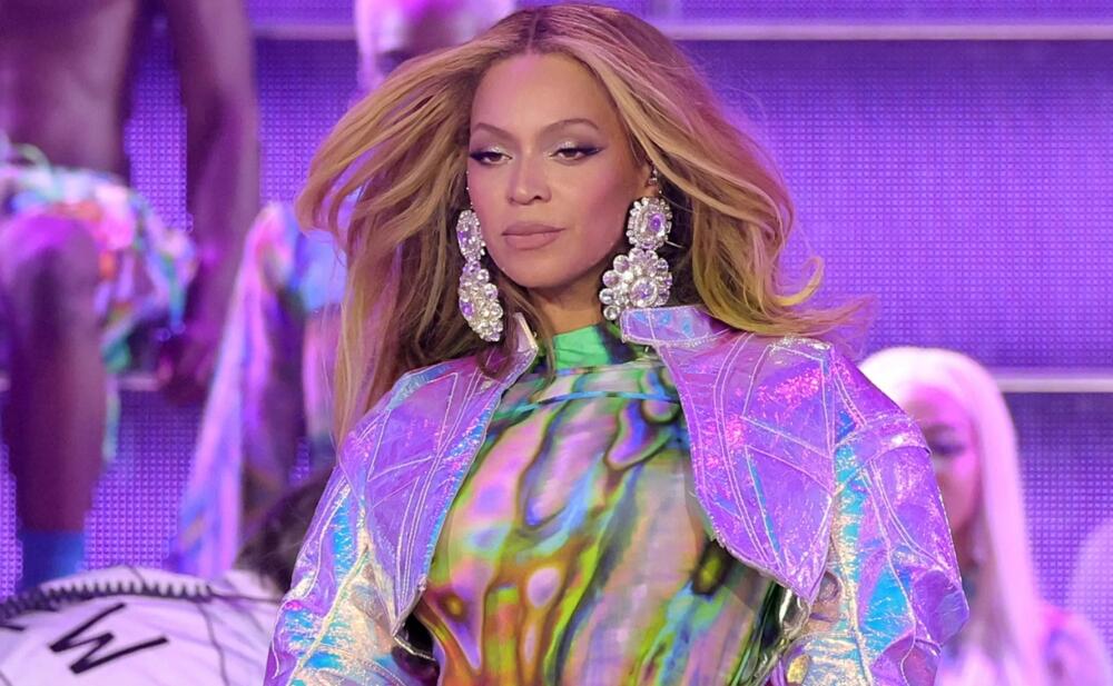 Beyons milyarder oldu