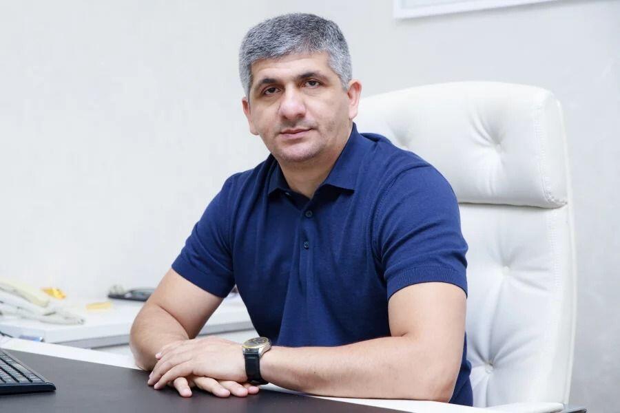 M&uuml;şfiq Abbasov azadlığa &Ccedil;IXDI