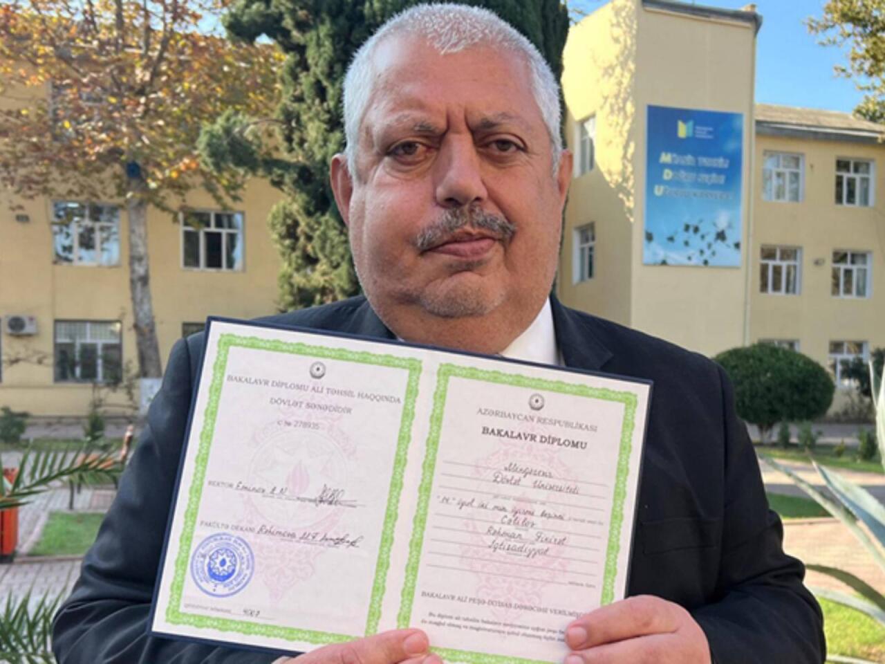 62 yaşında məzun oldu