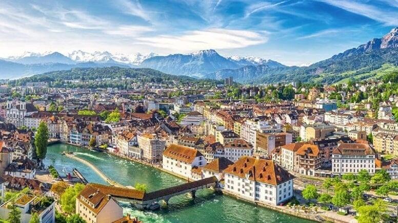 D&uuml;nyanın ən ağıllı &ouml;lkəsi a&ccedil;ıqlandı: 100 baldan 92 topladı