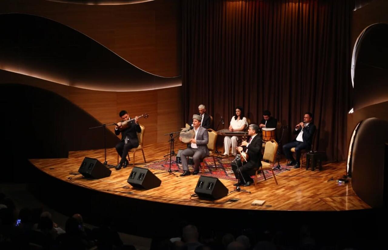 Beynəlxalq Muğam Mərkəzində növbəti “Muğamat axşamı” konserti baş tutub  FOTO