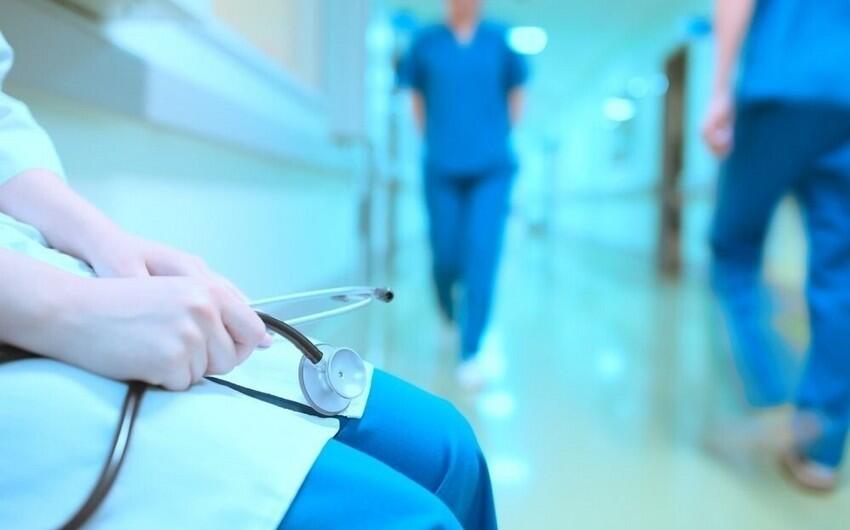 Klinikada iynə vurulan qadın öldü