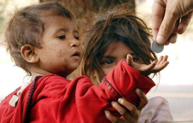 Qərb cihazları söndürdü: ABŞ və Avropa yoxsul dünyanı səhiyyə böhranına sürükləyir