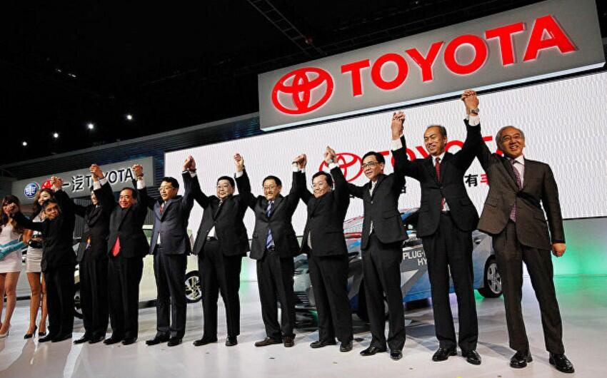 Yaponiyada "Toyota"nın 12 zavodu