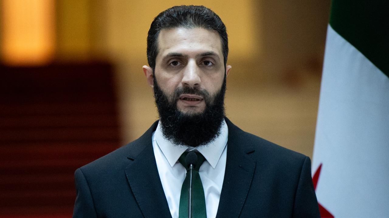 Əhməd əlŞəraa ABŞyə getdi