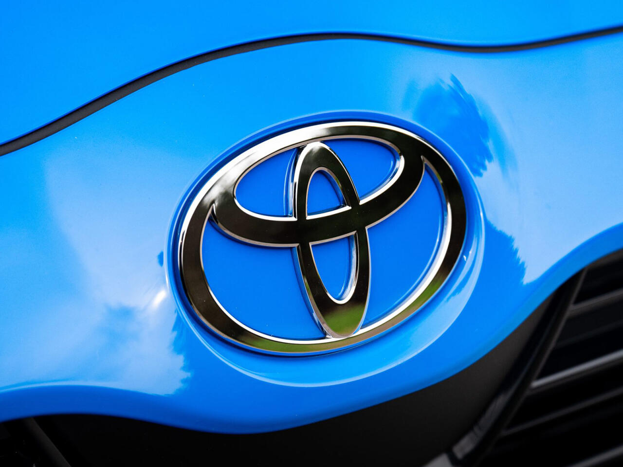 “Toyota"da ciddi NASAZLIQ: 1,28 milyon avtomobil