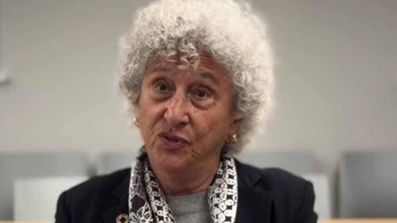 89 yaşlı dietoloq bir gündə nə yediyini açıqladı: Yeganə əl çəkə bilmədiyi şey...