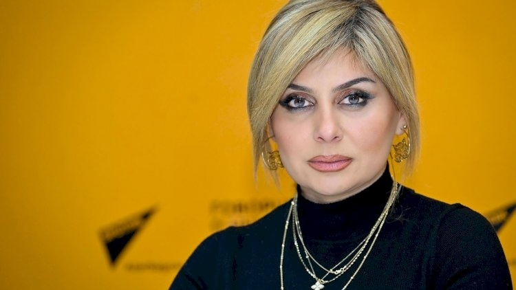 R&ouml;vşanə ilə m&uuml;ğənni arasında canlı efirdə "DAVA" D&Uuml;ŞD&Uuml; 