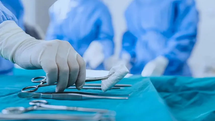 Tanınmış müğənni ağır xəstəlikdən əziyyət çəkirmiş  Ürək əməliyyatı olunub 