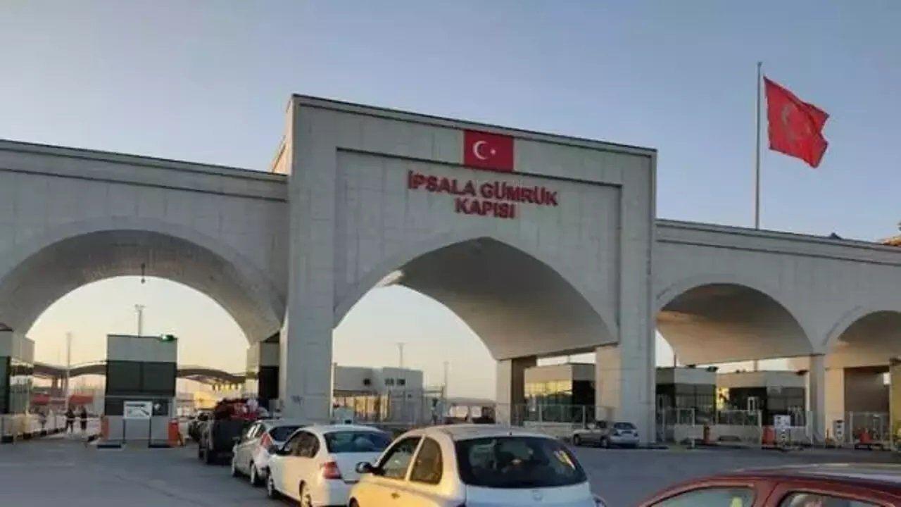 Türkiyənin İpsala gömrükkeçid məntəqəsinin fəaliyyəti yenidən bərpa edildi