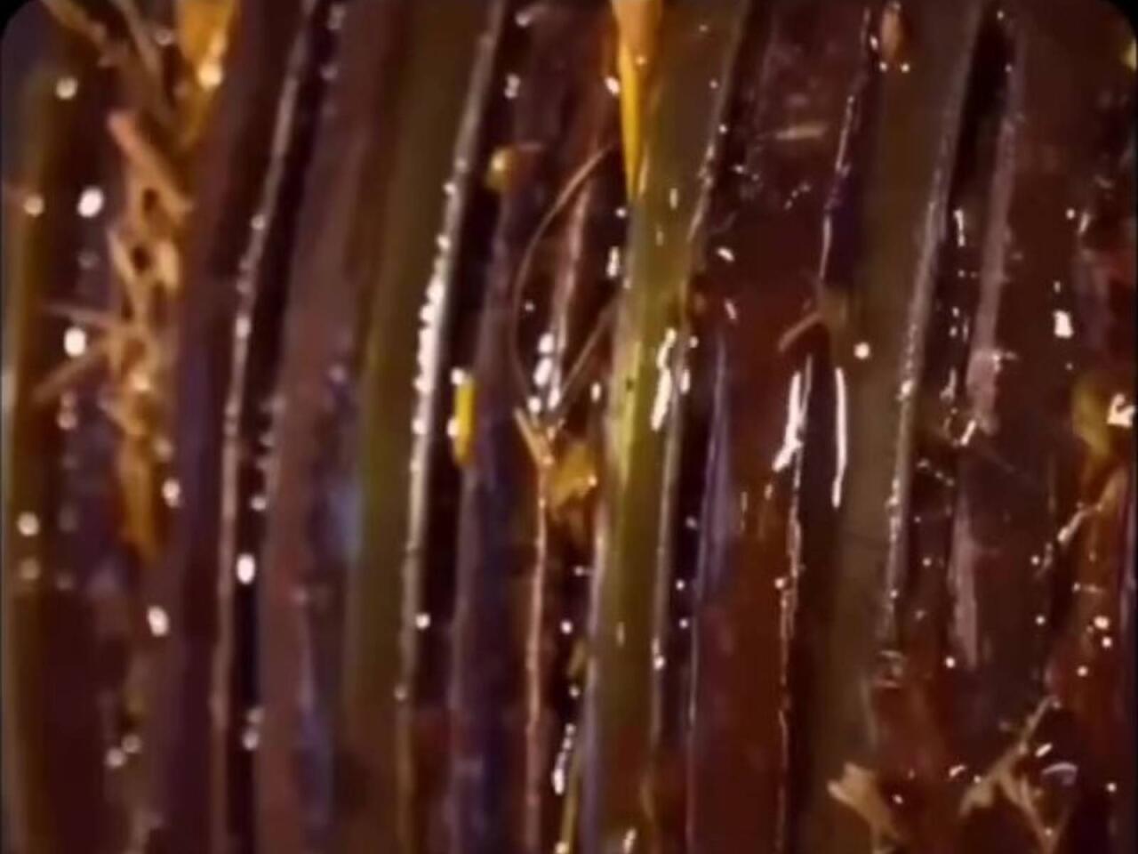 Duru yağı kanalizasiya suyundan hazırlayırlar  Artıq alanda iki dəfə düşünəcəksiniz  VİDEO