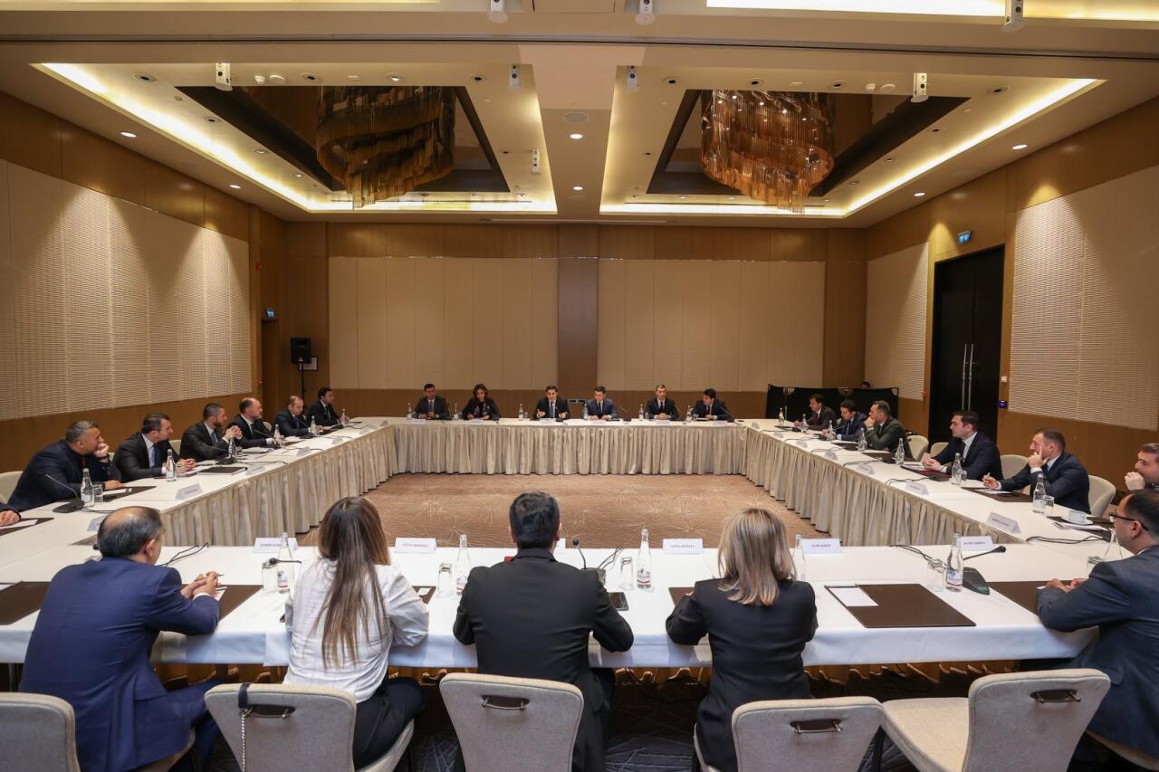 Ədliyyə Nazirliyi və KOBİA biznes assosiasiyalarla görüş keçirib  FOTO