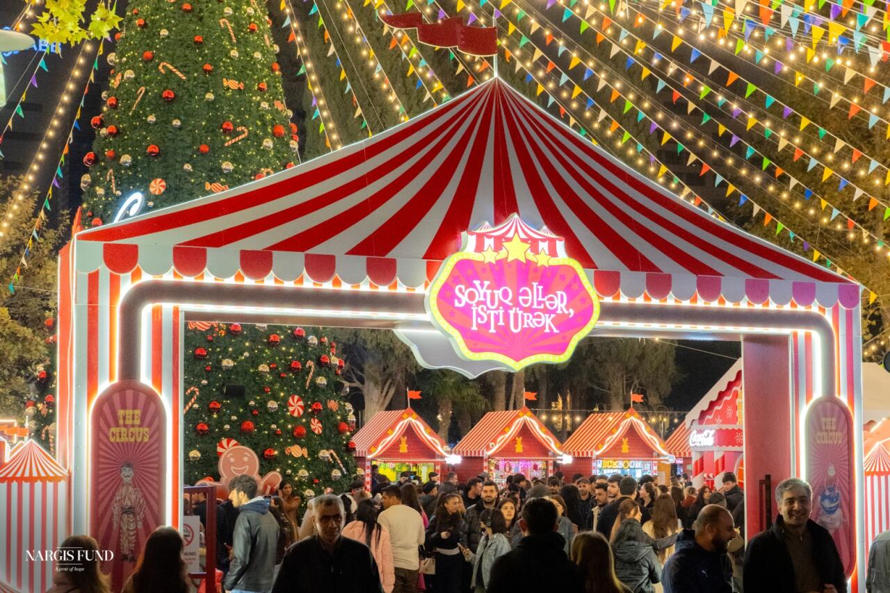 Bakının sevilən "Qış nağılı" yenidən Fəvvarələr meydanında 